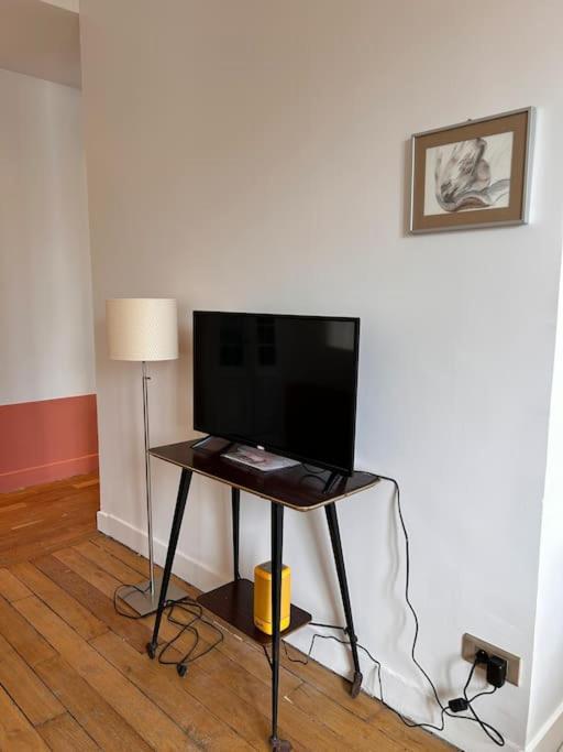 Un Fabuleux Decor Pour Un Chaleureux Appartement Paris Exterior photo