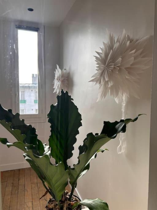 Un Fabuleux Decor Pour Un Chaleureux Appartement Paris Exterior photo