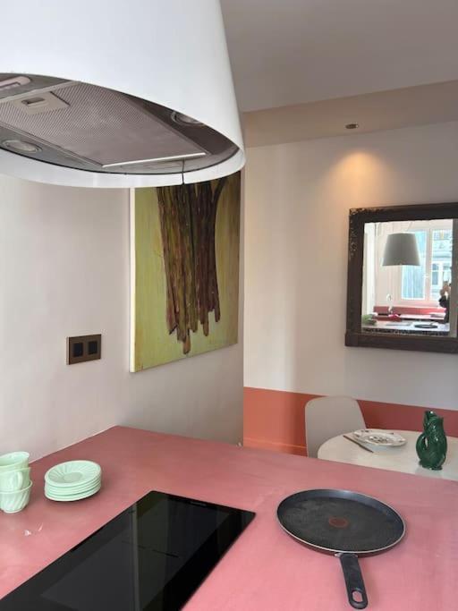 Un Fabuleux Decor Pour Un Chaleureux Appartement Paris Exterior photo