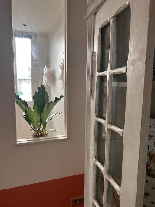 Un Fabuleux Decor Pour Un Chaleureux Appartement Paris Exterior photo